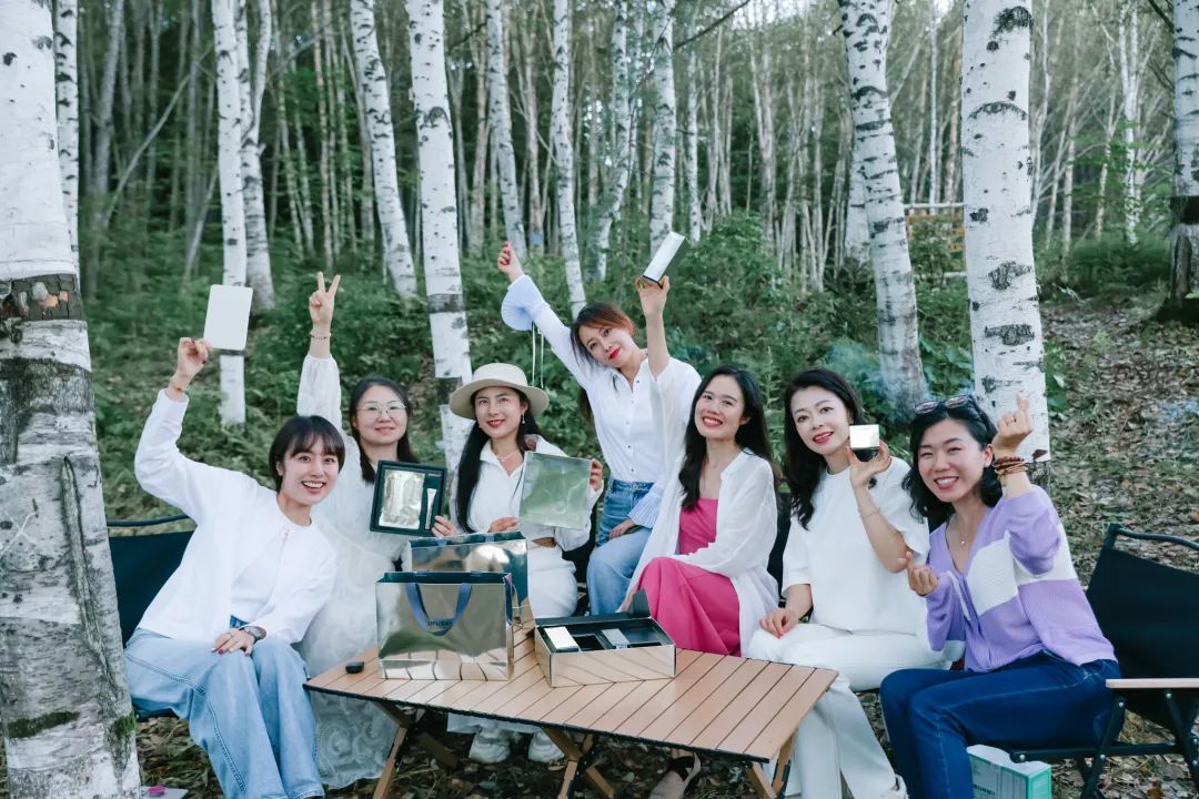 远方的白桦向幸福出发探索桦树汁的神奇奥秘