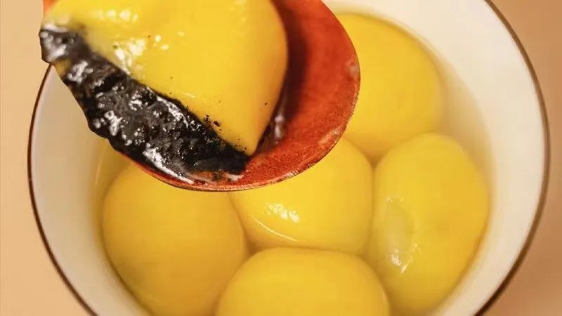 春节开门炮与拜年习俗传承年味