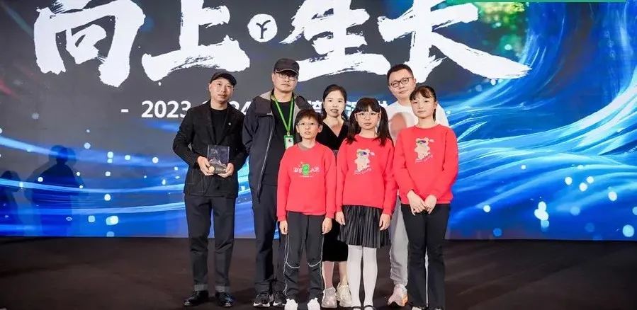 Deep Seek爆火背后：中国商业文明新纪元开启