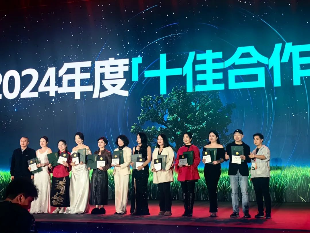 Deep Seek爆火背后：中国商业文明新纪元开启